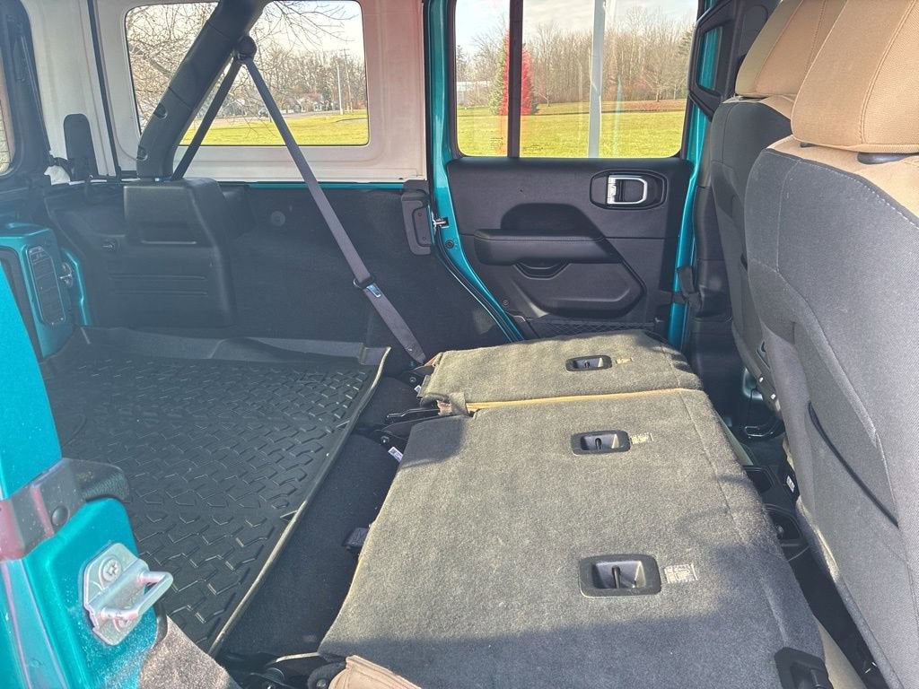 2020 Jeep Wrangler Unlimited Sahara