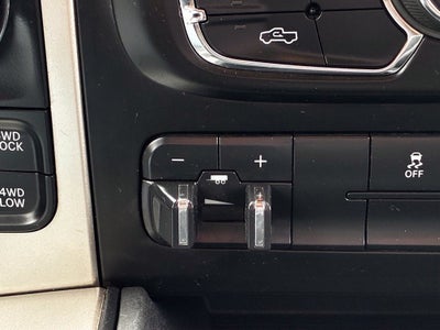 2018 RAM 1500 Big Horn Quad Cab 4x4 6'4" Box