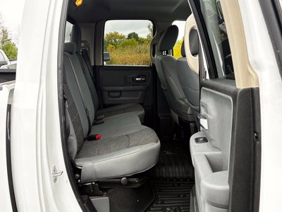 2018 RAM 1500 Big Horn Quad Cab 4x4 6'4" Box