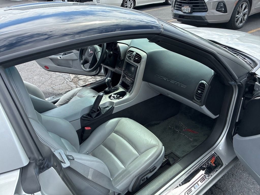 2005 Chevrolet Corvette Base