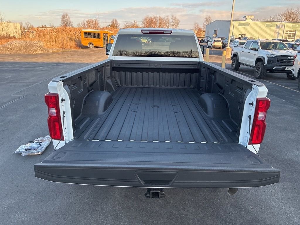 2026 Chevrolet Silverado 3500 HD WT DRW