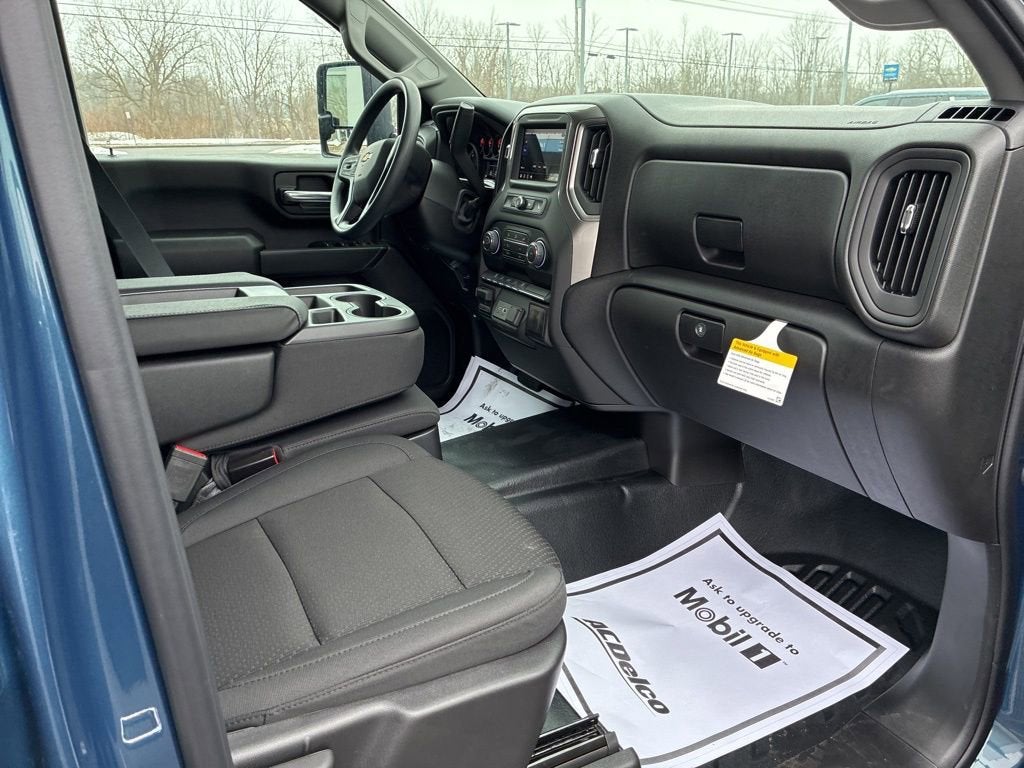 2026 Chevrolet Silverado 3500 HD WT DRW