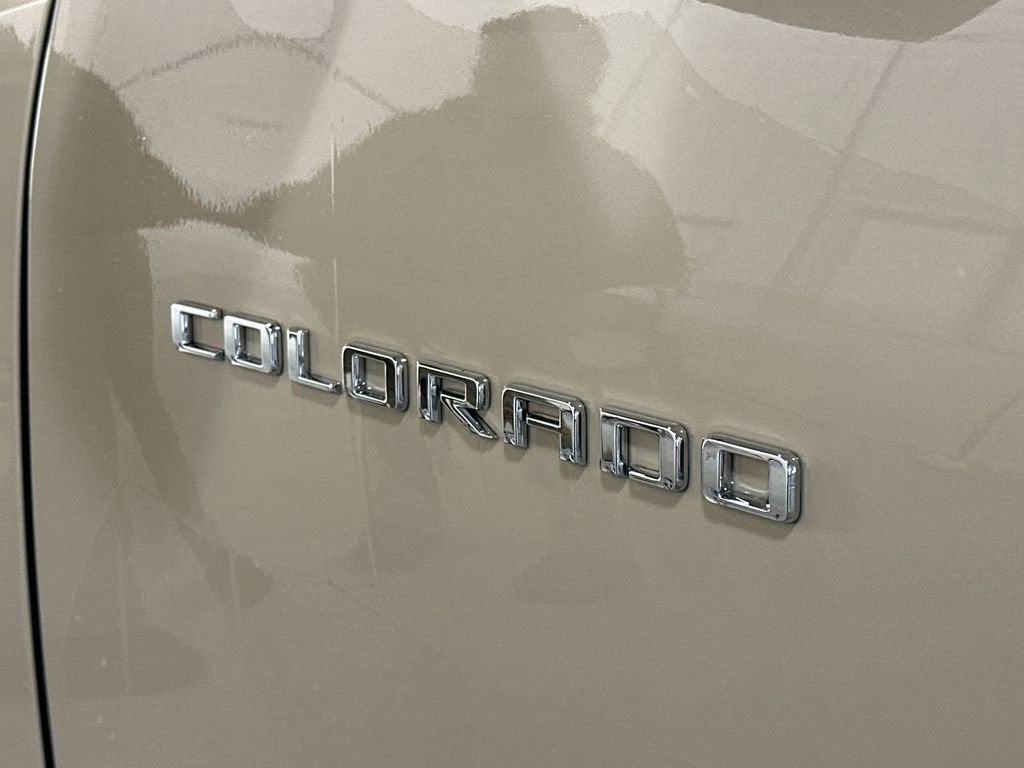 2024 Chevrolet Colorado WT