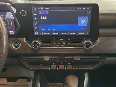 2024 Chevrolet Colorado WT