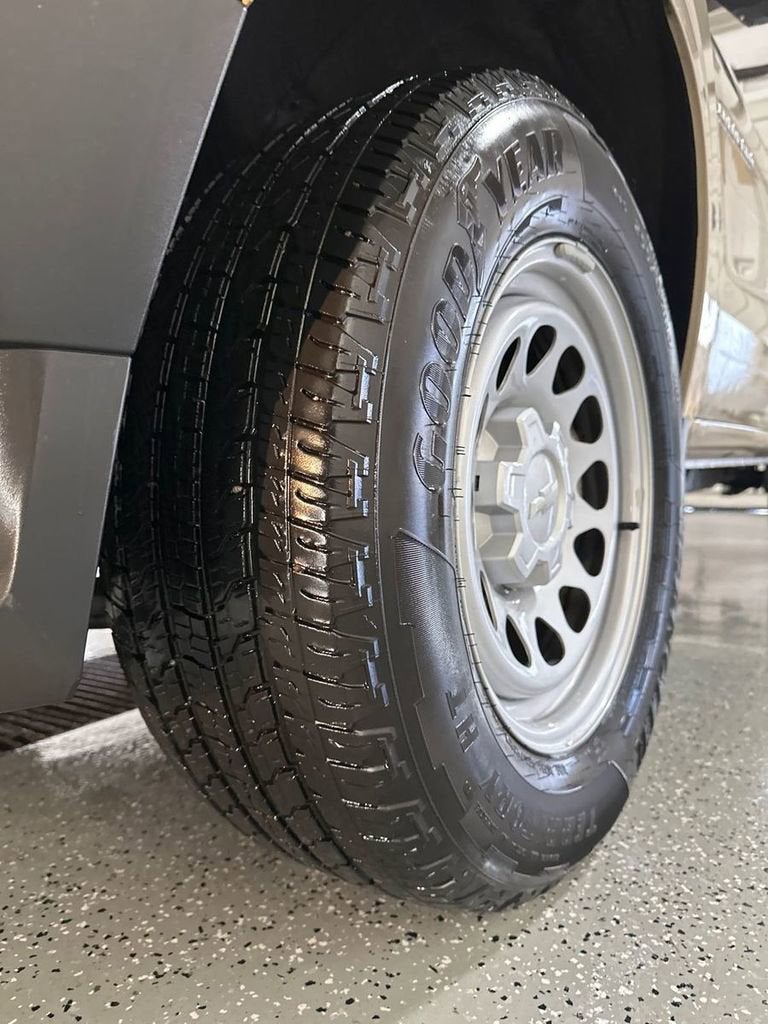 2024 Chevrolet Colorado WT