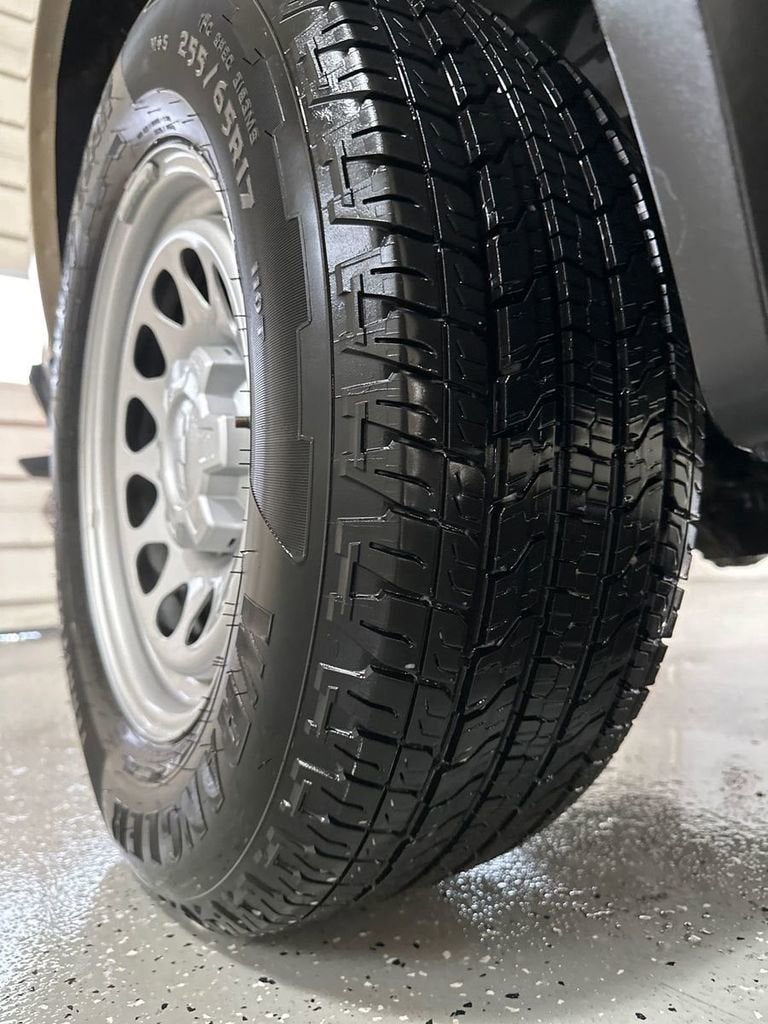 2024 Chevrolet Colorado WT