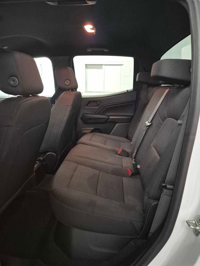 2024 Chevrolet Colorado WT