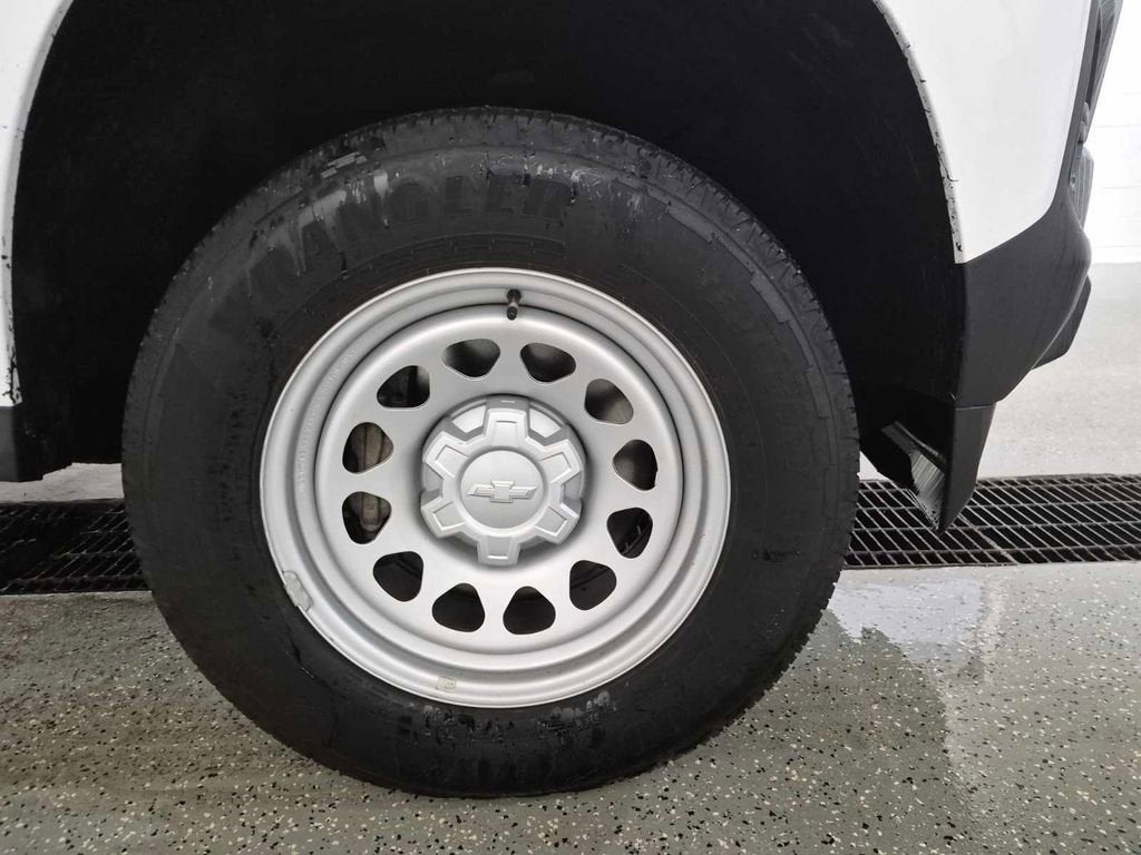 2024 Chevrolet Colorado WT