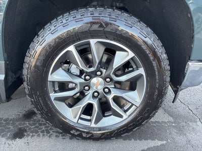 2025 Chevrolet Silverado 1500 LT (2FL)