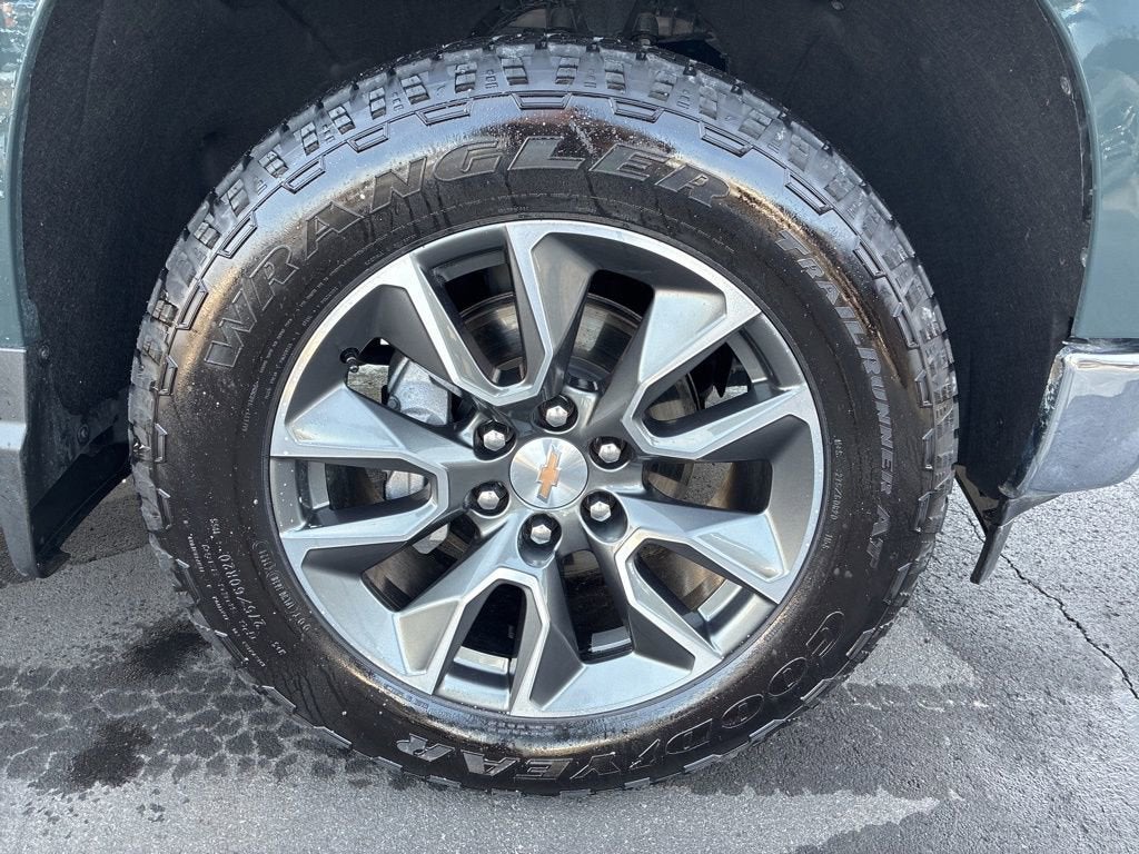 2025 Chevrolet Silverado 1500 LT (2FL)