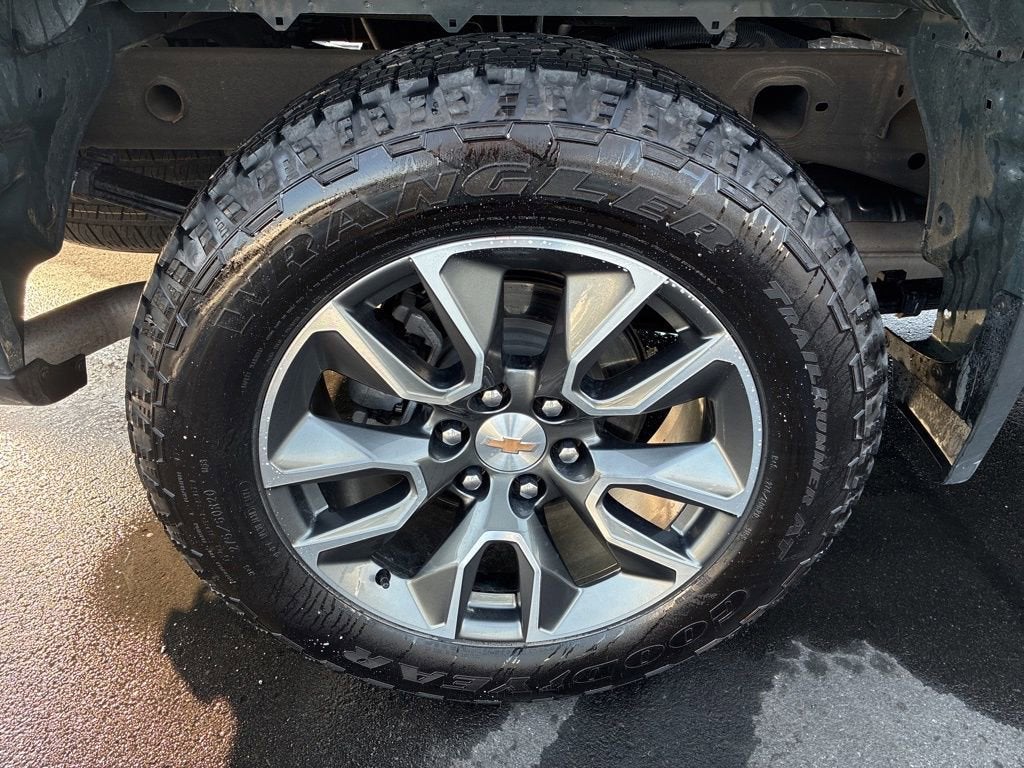 2025 Chevrolet Silverado 1500 LT (2FL)