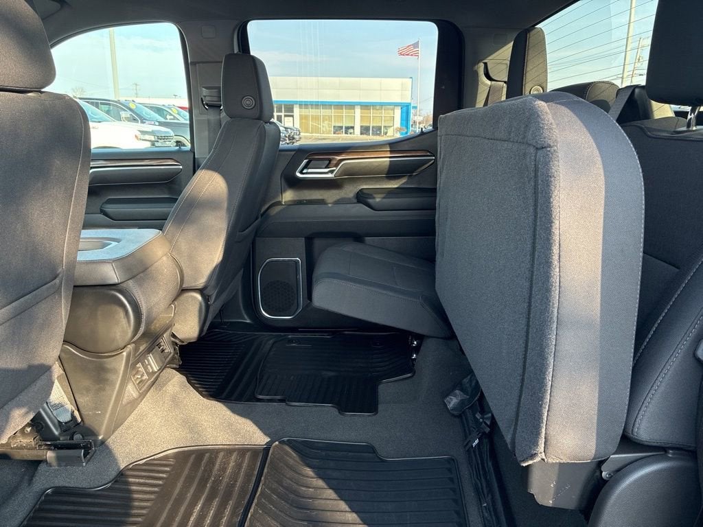 2025 Chevrolet Silverado 1500 LT (2FL)