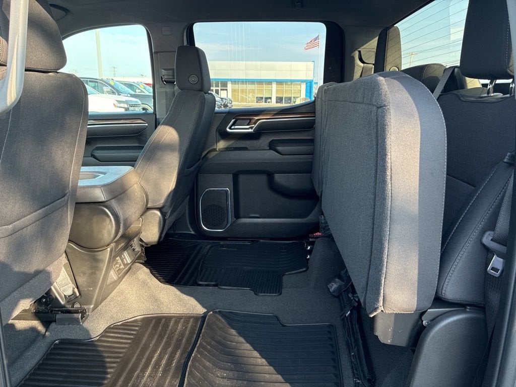 2025 Chevrolet Silverado 1500 LT (2FL)