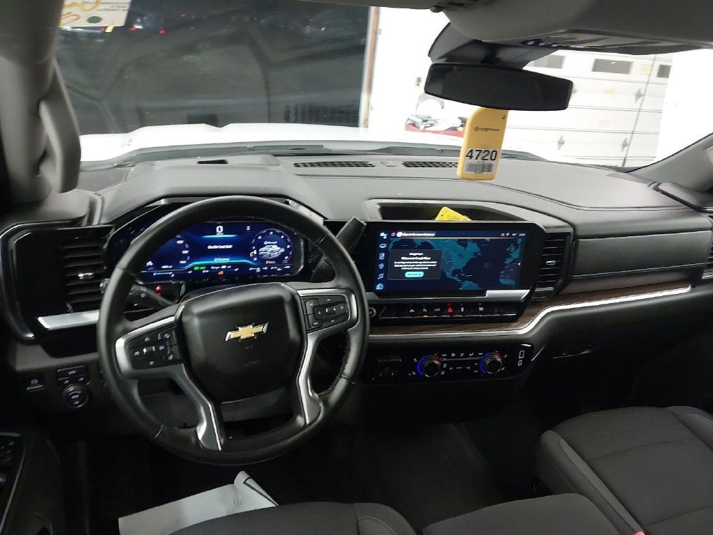 2025 Chevrolet Silverado 1500 LT (2FL)