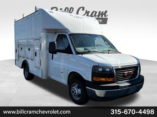 2022 GMC Savana Cutaway 3500 Gas
