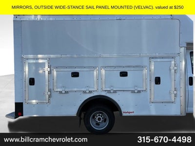 2022 GMC Savana Cutaway 3500 Gas