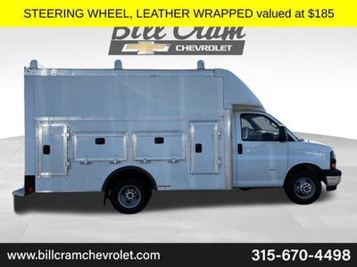 2022 GMC Savana Cutaway 3500 Gas