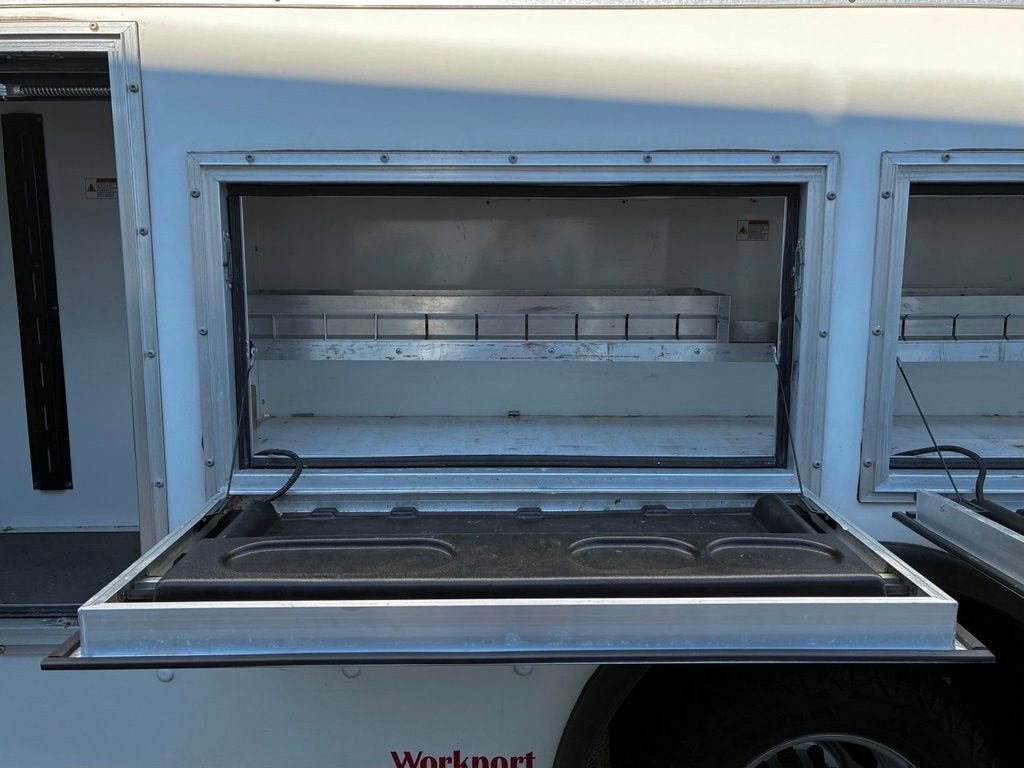 2022 GMC Savana Cutaway 3500 Gas