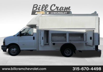 2022 GMC Savana Cutaway 3500 Gas