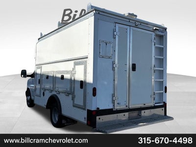 2022 GMC Savana Cutaway 3500 Gas