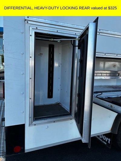 2022 GMC Savana Cutaway 3500 Gas
