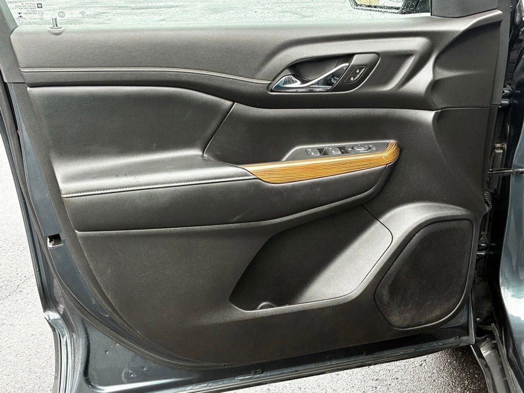 2019 GMC Acadia SLE