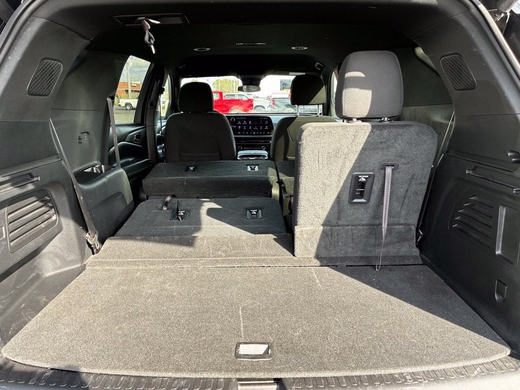 2024 Chevrolet Traverse LS