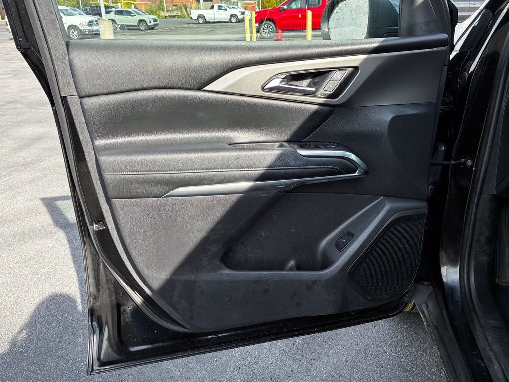 2024 Chevrolet Traverse LS