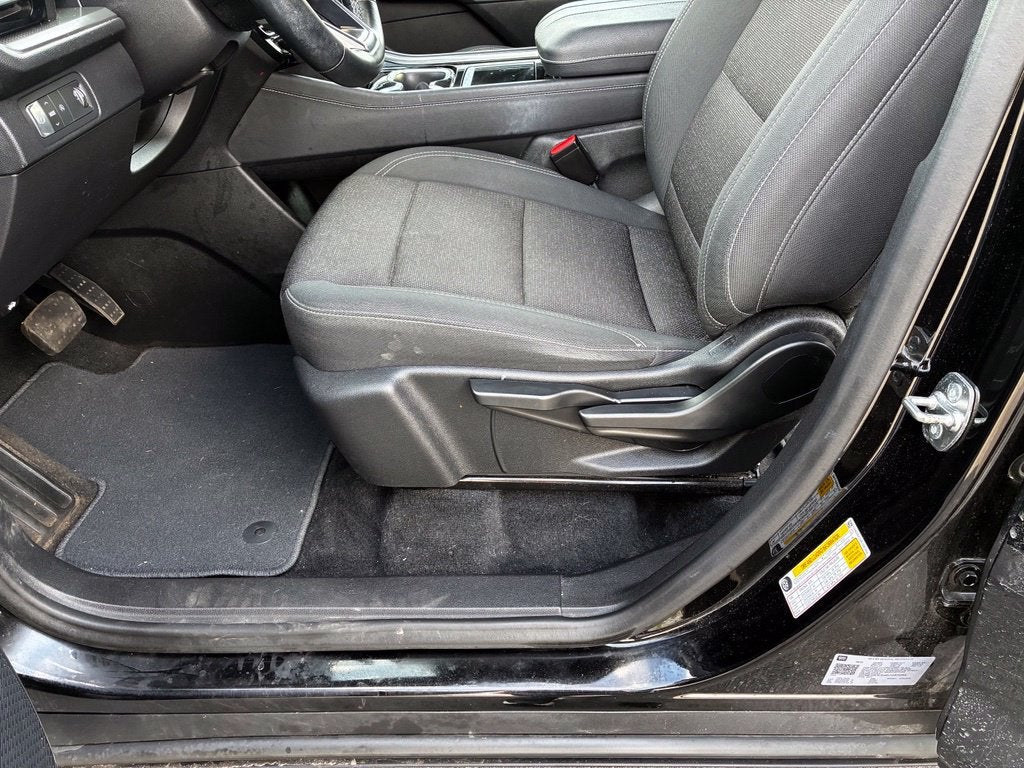 2024 Chevrolet Traverse LS