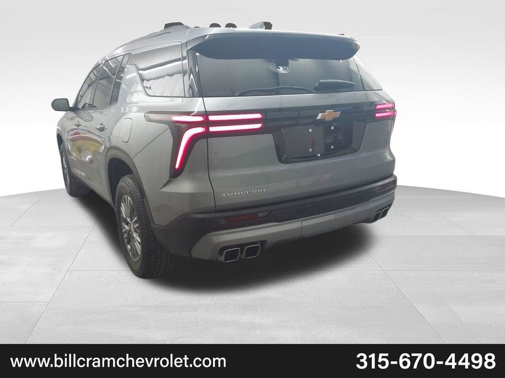 2025 Chevrolet Traverse LT