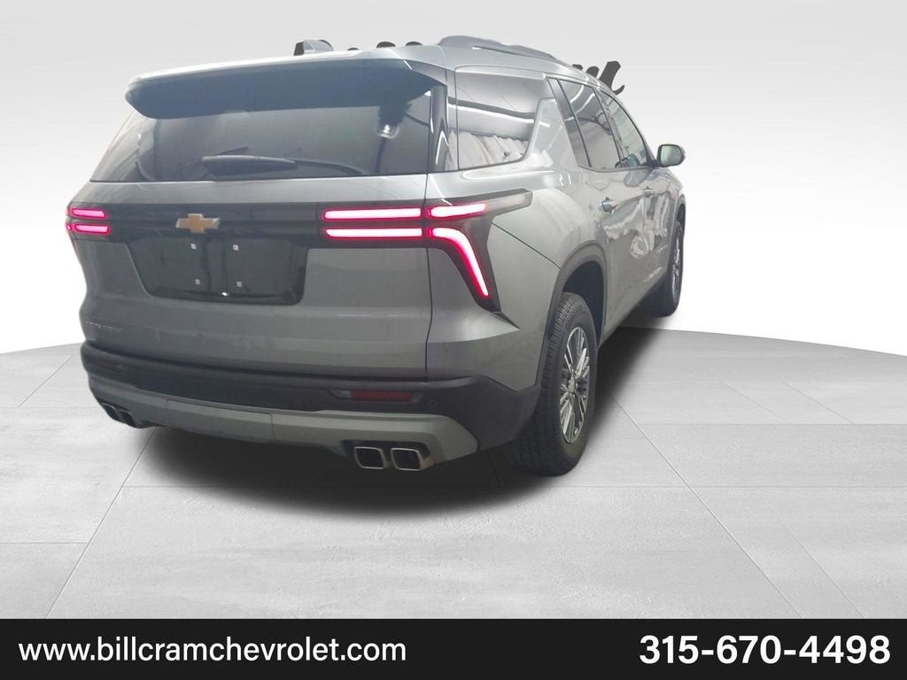 2025 Chevrolet Traverse LT