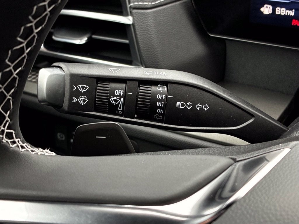 2027 Chevrolet Traverse LT - Photo 12