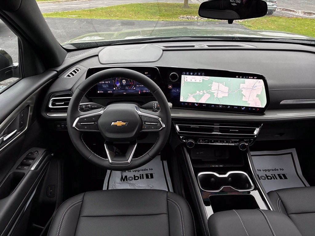 2027 Chevrolet Traverse LT - Photo 19