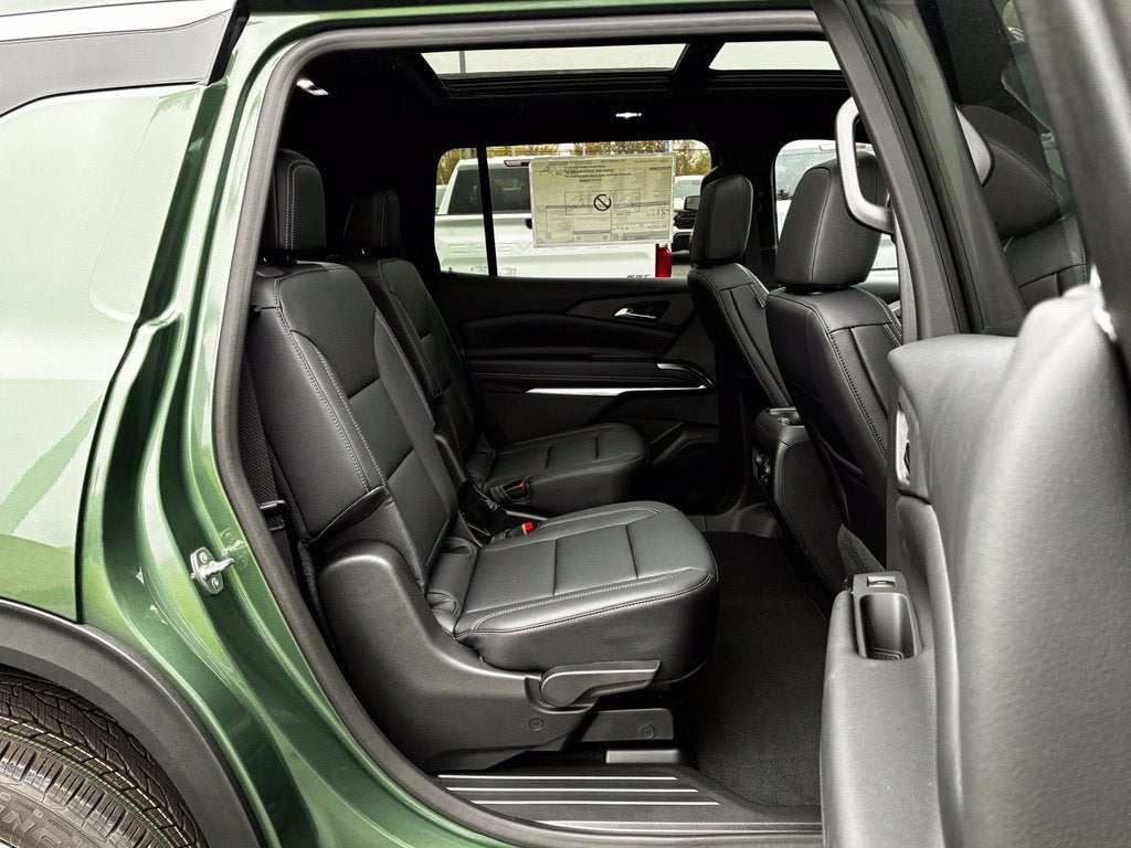 2027 Chevrolet Traverse LT - Photo 28
