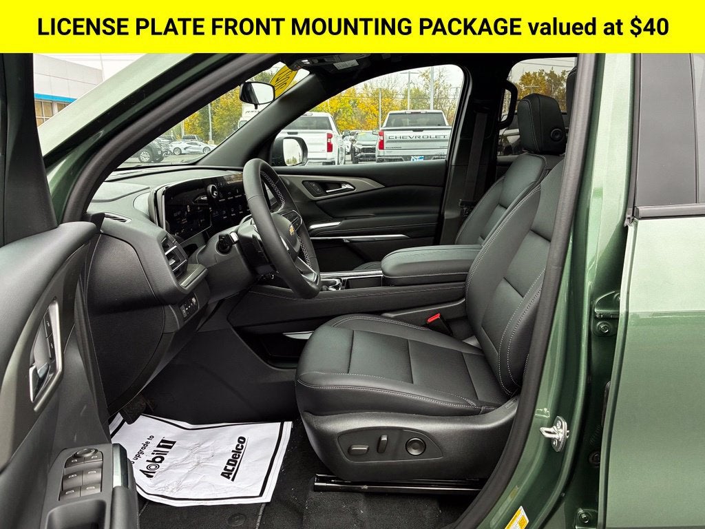 2027 Chevrolet Traverse LT - Photo 6