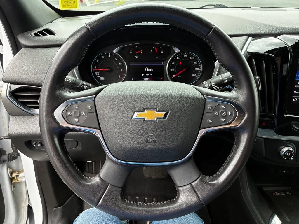 2022 Chevrolet Traverse LT Cloth