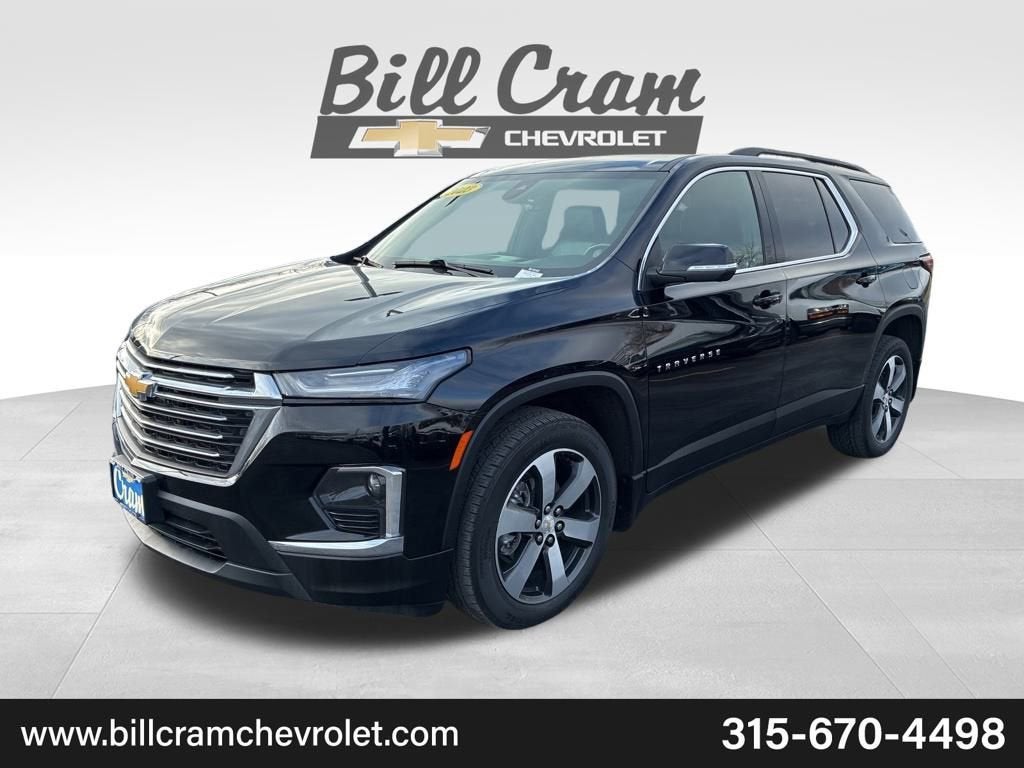 2023 Chevrolet Traverse LT Leather