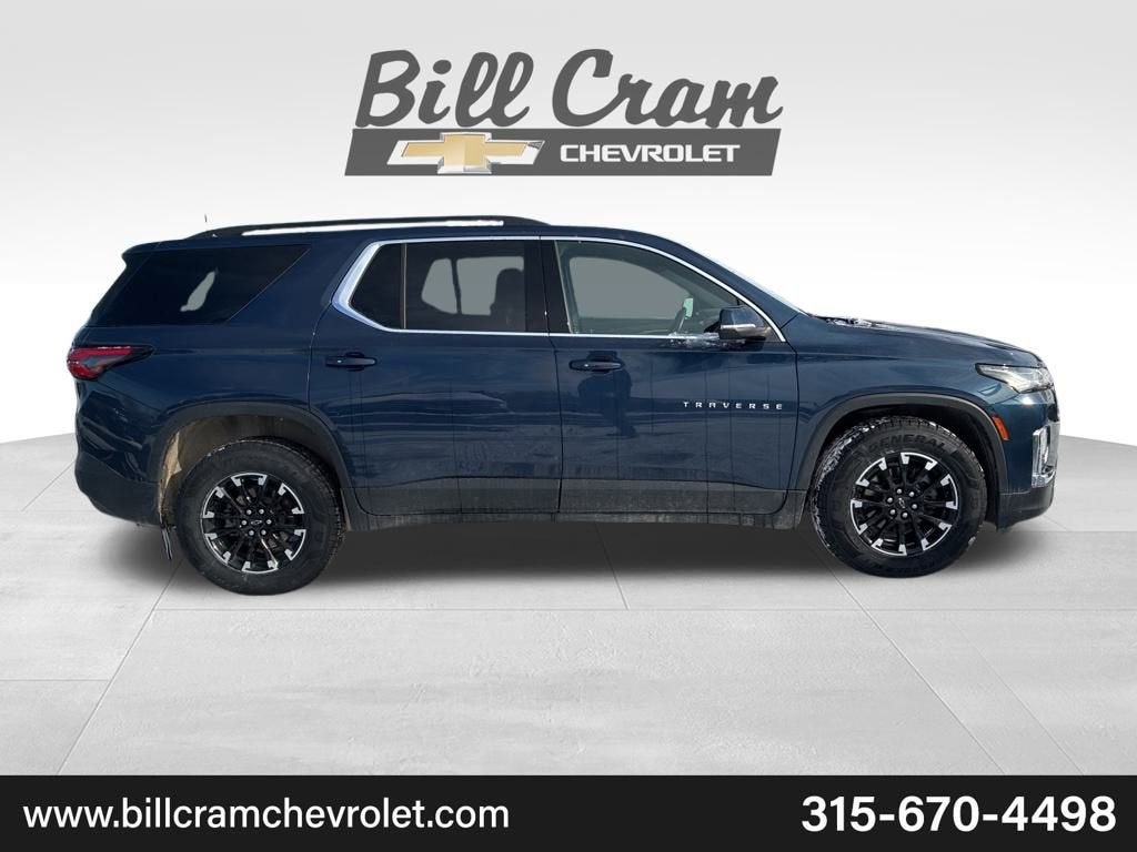 2023 Chevrolet Traverse LT Leather