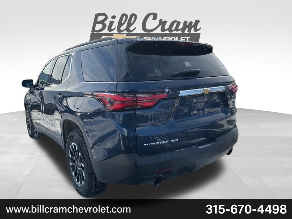 2023 Chevrolet Traverse LT Leather