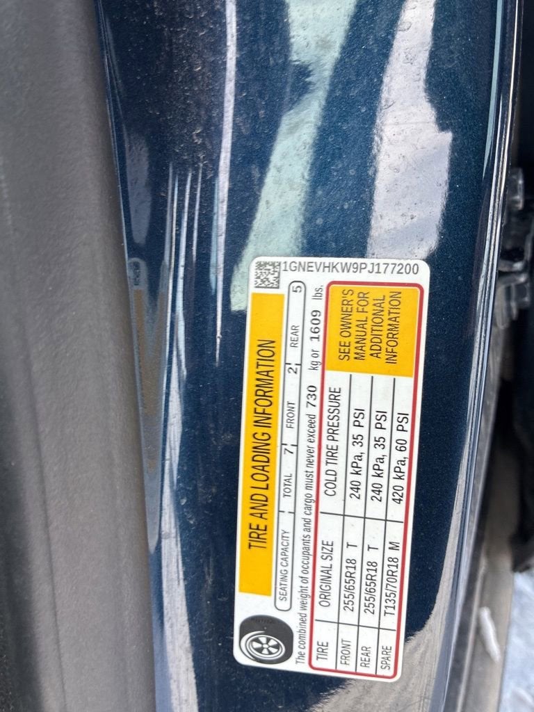 2023 Chevrolet Traverse LT Leather