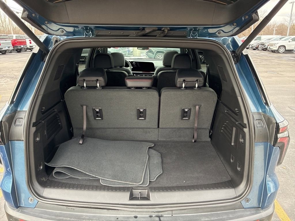 2025 Chevrolet Traverse Z71