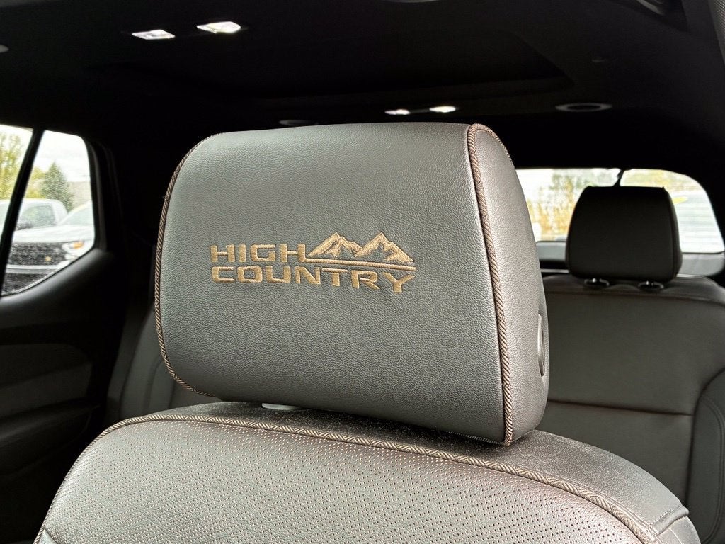 2023 Chevrolet Traverse High Country