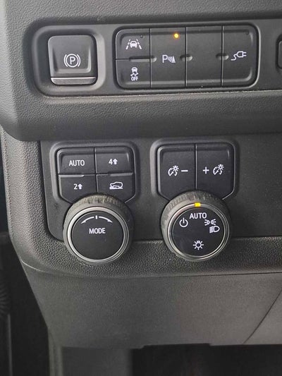 2022 Chevrolet Suburban LS