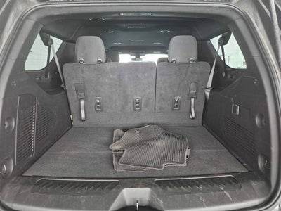 2022 Chevrolet Suburban LS