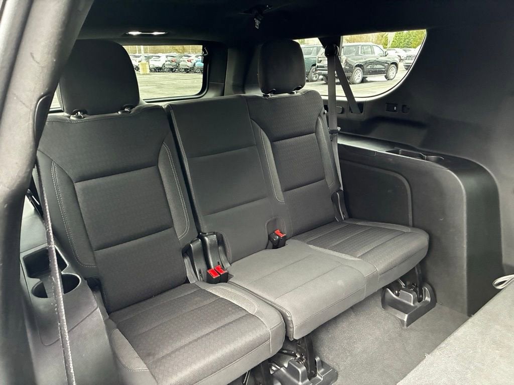 2022 Chevrolet Suburban LS