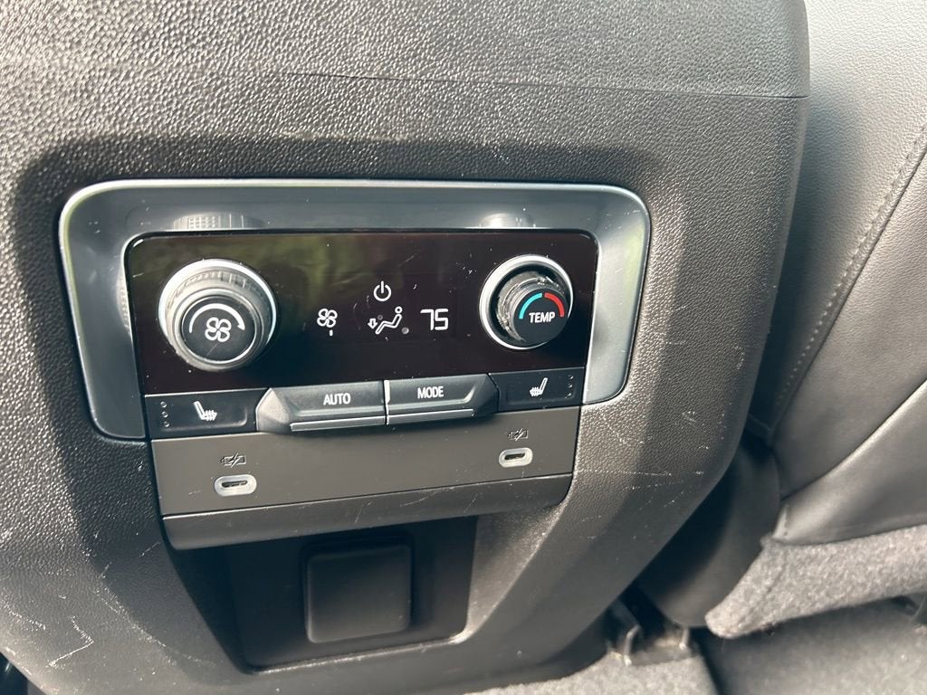 2021 Chevrolet Suburban Z71