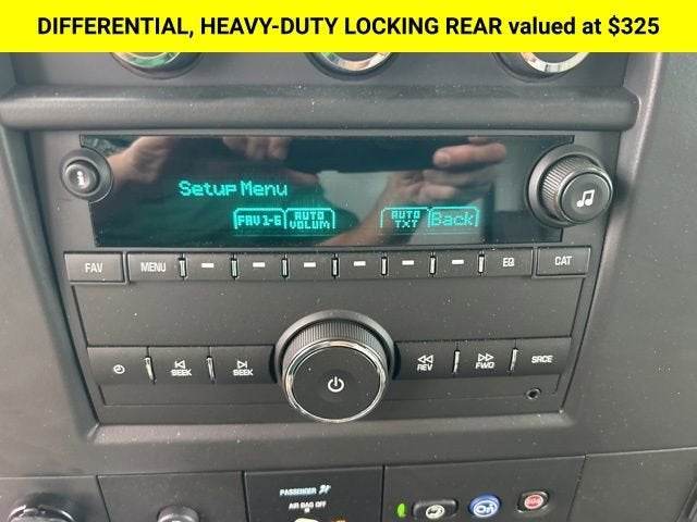 2025 Chevrolet Express Cutaway 3500 1WT