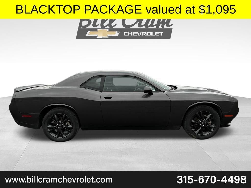 2023 Dodge Challenger SXT
