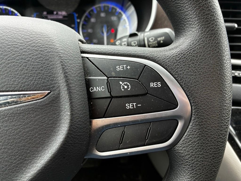 2017 Chrysler Pacifica Touring
