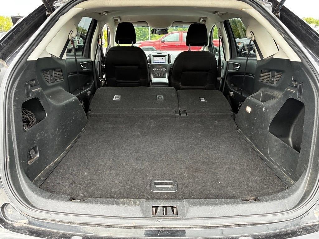 2020 Ford Edge SE
